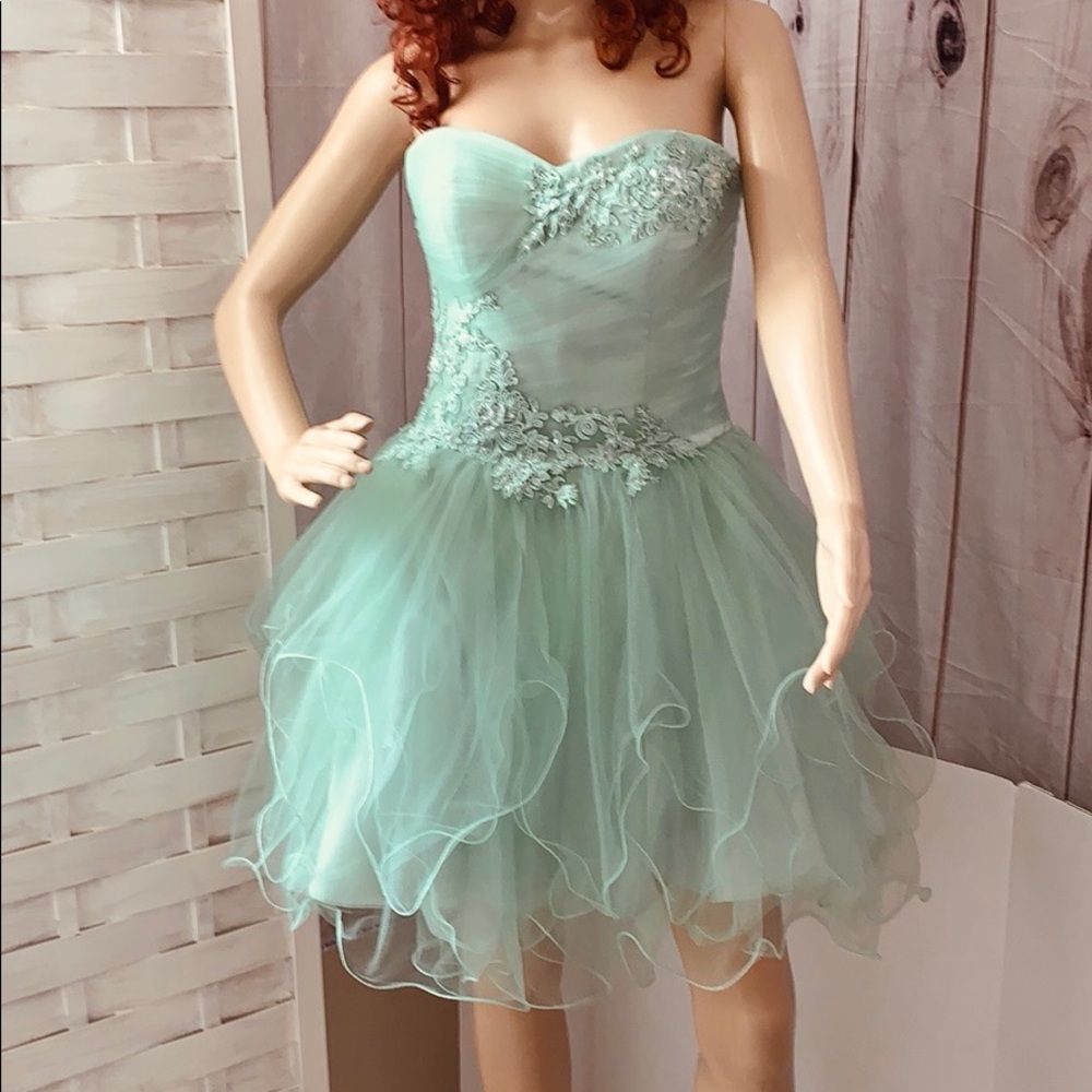 Gorgeous Short Mint Green Prom Dress